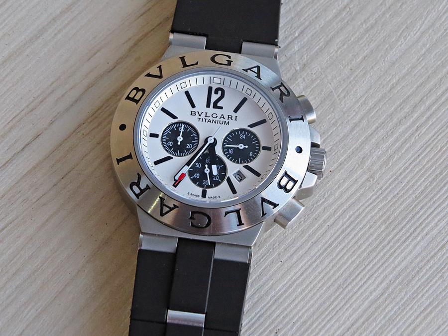 2 replicas-relogio-bvlgari-titanium